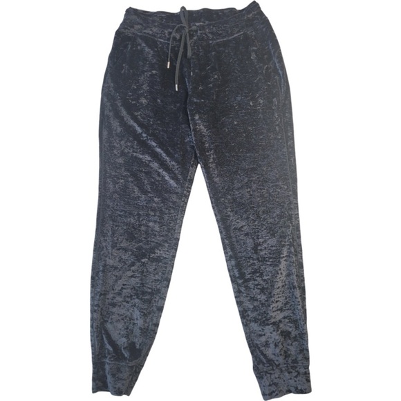 Lululemon woman black crushed velvet Ready to Crush Joggers size 10 - Picture 9 of 12